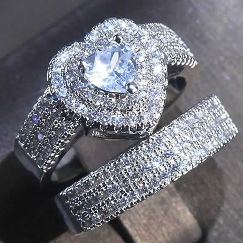 Huitan Eternity Love Women Rings Luxury 2Pcs/Set Cubic Zirconia Heart Rings Wedding Engagement Party Fashion Versatile Jewelry
