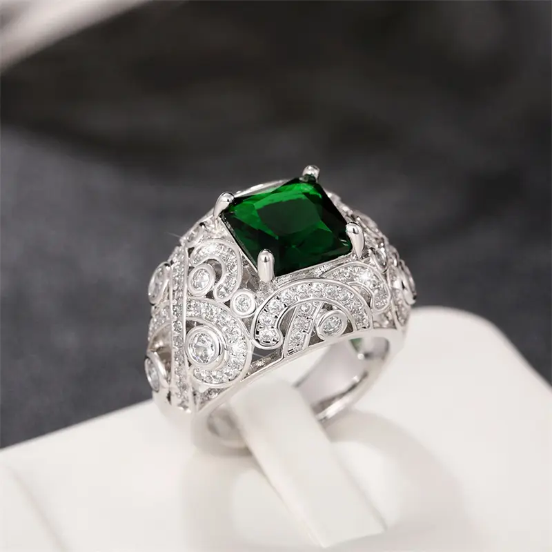 Huitan Elegant Lady's Rings for Wedding Anniversary Party Full Bling Iced Out Green CZ Rings Silver Color Mom's Gift New Jewelry