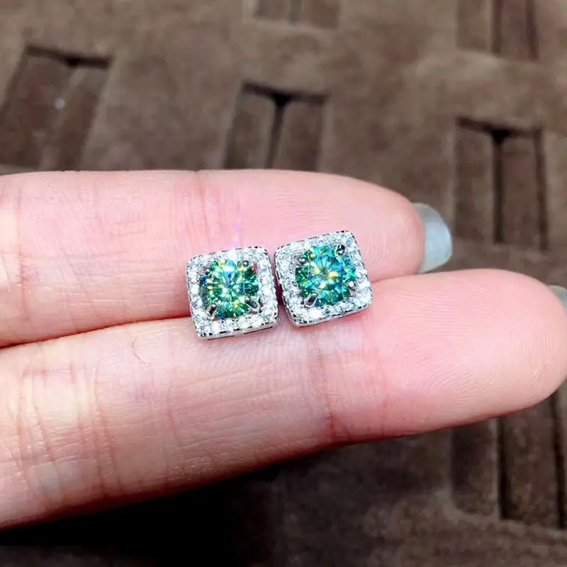 Huitan Bright Zirconia Ear Studs Lady Everyday Earrings Jewelry for Women Fashion Female Engagement Ceremony Accessories Gift
