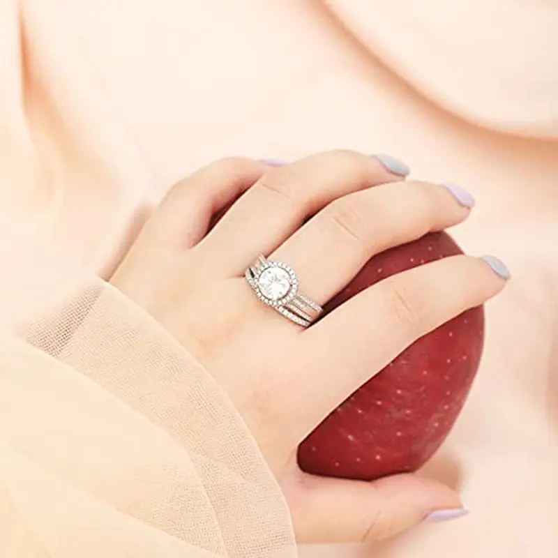 Huitan 2Pcs Set Cubic Zirconia Luxury Rings Wedding Accessories for Women Elegant Round CZ Brilliant Lady Eternity Trend Jewelry