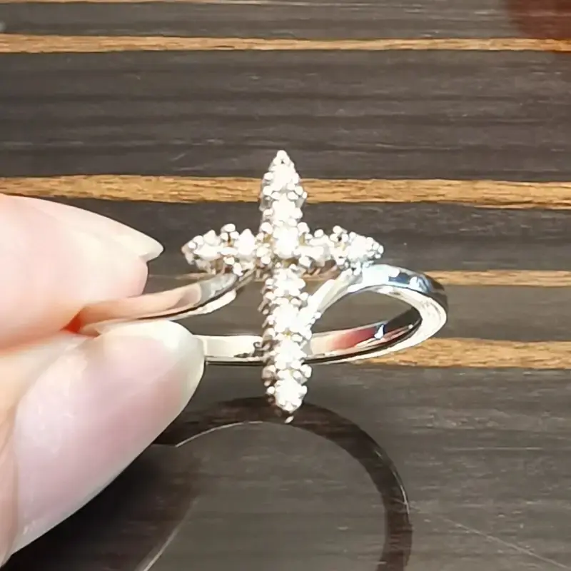 Huitan Trendy Cross Finger Ring for Women Inlay Dazzling Cubic Zirconia Modern Female Accessories Daily Wear Fashionable Jewelry