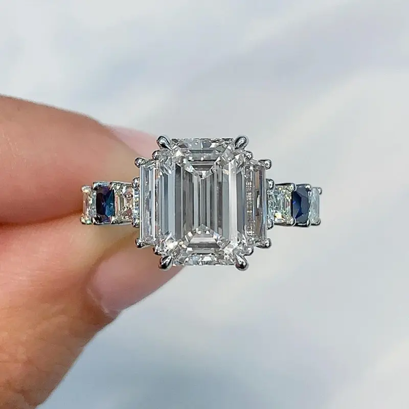 Huitan Timeless Style Women Rectangle Cubic Zirconia Rings for Weddign Engagement Accessories Simple and Elegant Female Jewelry