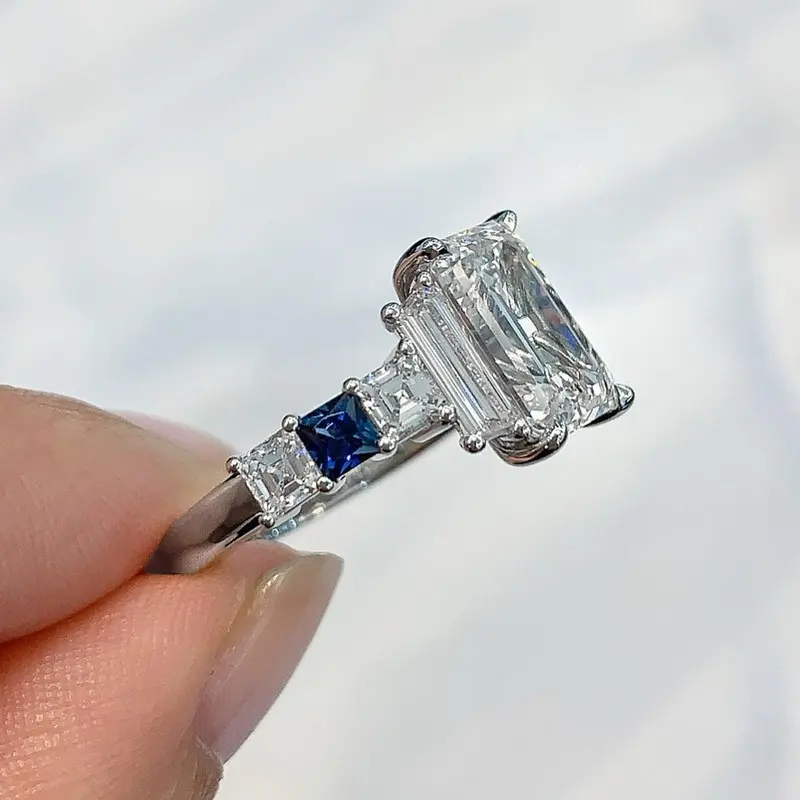 Huitan Timeless Style Women Rectangle Cubic Zirconia Rings for Weddign Engagement Accessories Simple and Elegant Female Jewelry