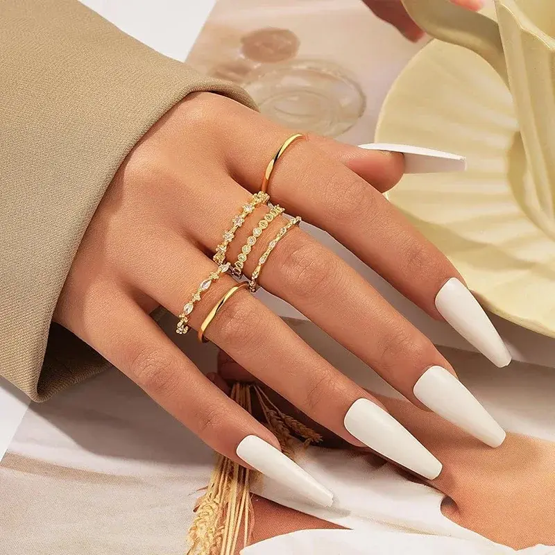 Huitan Luxury Fashion 6Pc/Set Rings Female Chic Delicate Finger Accessories Gold Color Bright Cubic Zirconia Jewelry for Party