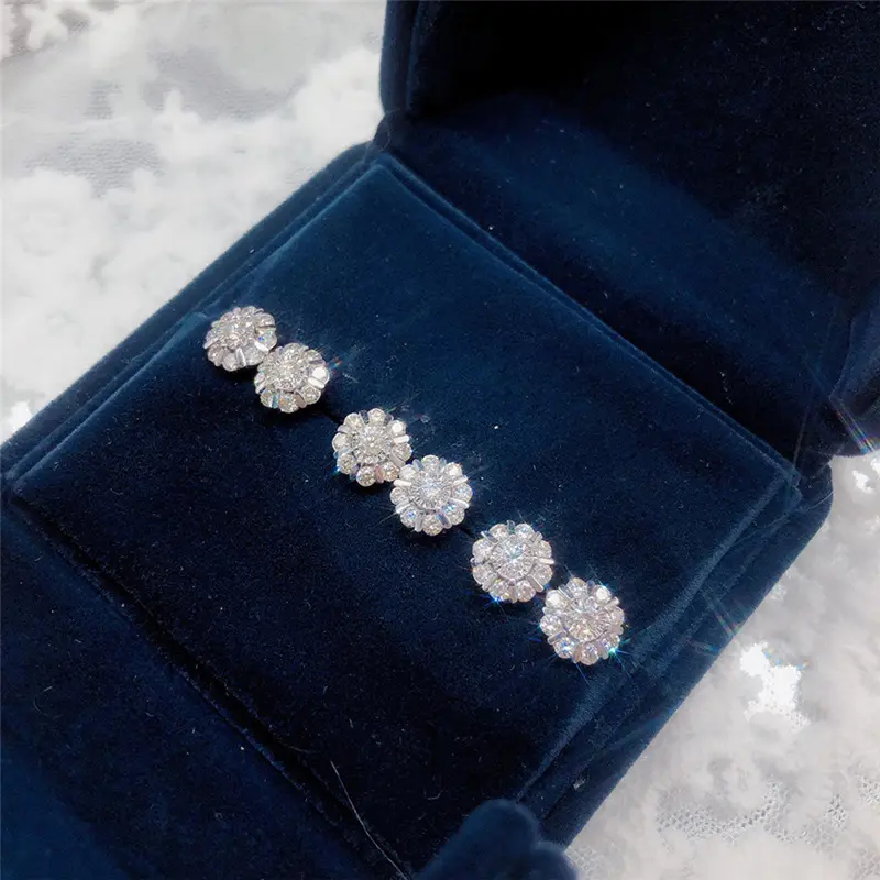 Huitan Simple Round Design Stud Earrings Ear Piercing Fashion Daily Wear Accessories for Women Party Delicate Luxury CZ Jewelry