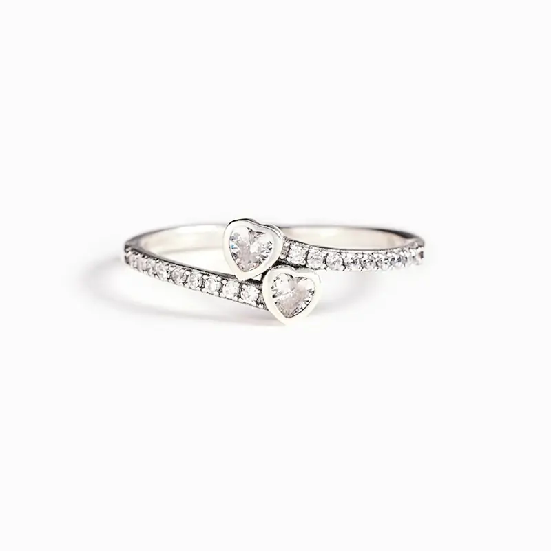 Huitan Double Heart Shaped Ring for Women Temperament Sparkling Jewelry for Elegant Wedding Party Fashion Engagement Jewelry