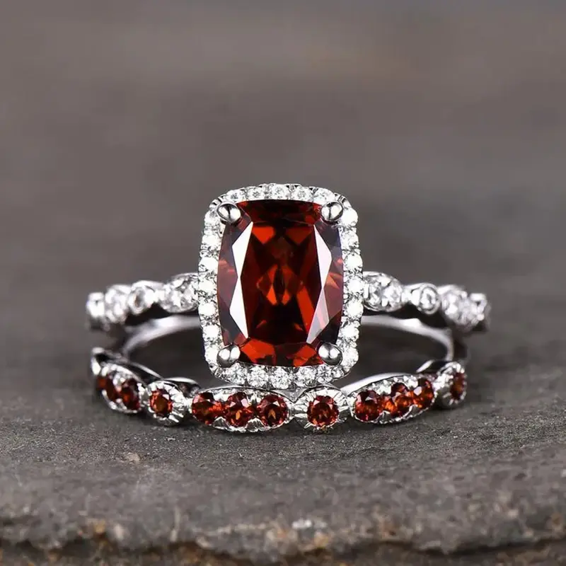 Huitan Luxury 2Pc/Set Red Cubic Zirconia Rings for Women Charming Finger Accessories for Wedding Ceremony Gorgeous Jewelry