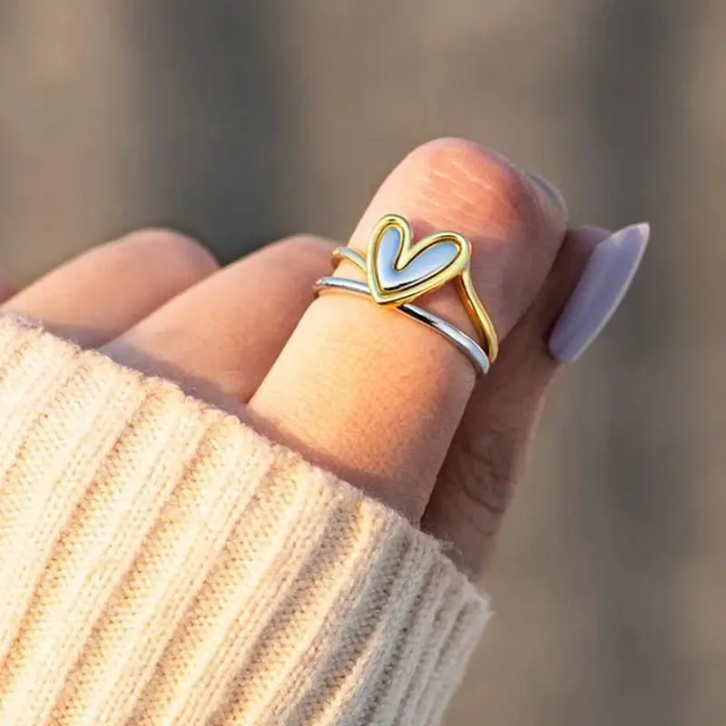 Huitan Two Tone Style Ring Heart Love Jewelry for Women Fashion Female Engagement Accessories Graceful Wedding Bands for Lady