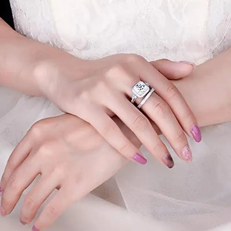 Huitan Gorgeous 2Pcs Set Rings Female Wedding Party Accessories Luxury Fashion Silver Color Bright Zirconia Jewelry for Women