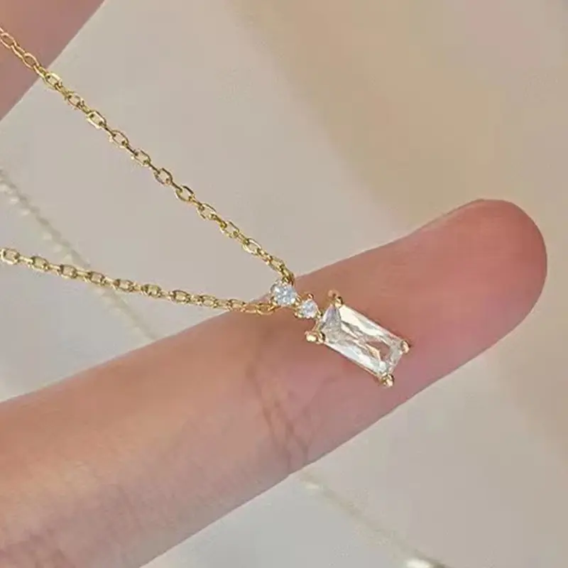 Huitan Minimalist Cubic Zirconia Pendant Necklace for Women All-match Accessories for Daily Life Fashion Gold Color Jewelry Gift