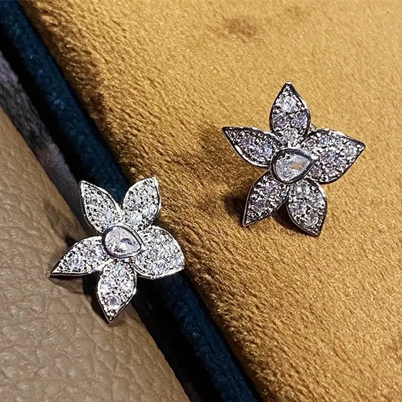 Huitan Delicate Flower Stud Earrings for Women Silver Color Accessories for Engagement Elegant Lady Daily Wearable Jewelry Gifts
