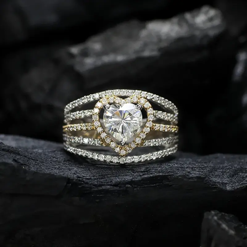 Huitan Luxury Two-tone Style Finger Ring for Women Delicate Heart Zirconia Accessories for Wedding Party Gorgeous Jewelry Gifts