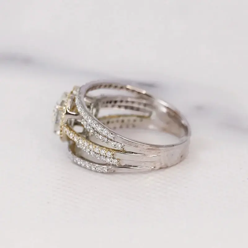 Huitan Luxury Two-tone Style Finger Ring for Women Delicate Heart Zirconia Accessories for Wedding Party Gorgeous Jewelry Gifts