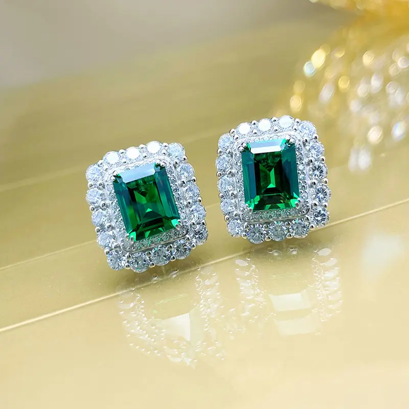 Huitan Delicate Fashion Design Ear Stud Lady Engagement Earrings Jewelry with Shiny Zirconia Exquisite Women Wedding Accessories