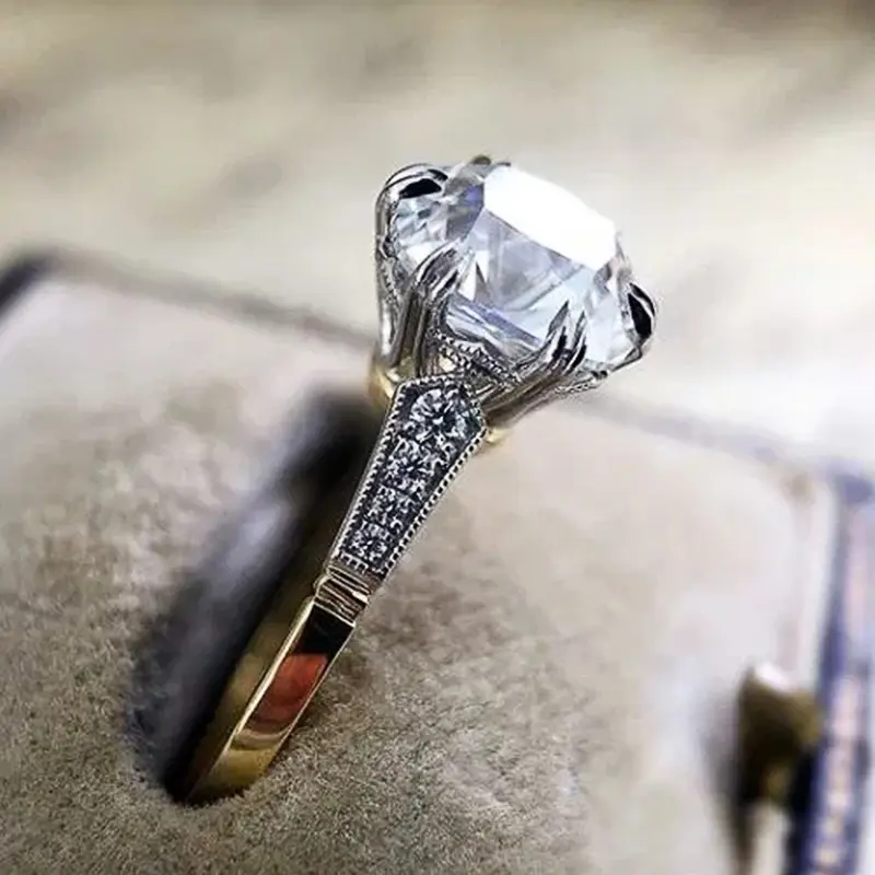 Huitan Understated Round Cubic Zirconia Rings for Women Wedding Engagement Ring Elegant Accessories New Trendy Two Tone Jewelry