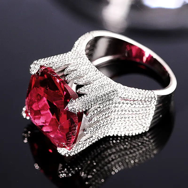 Huitan Gorgeous Square Dark Red Cubic Zirconia Rings for Women Wedding Engagement Hyperbole Noble Female Rings Fashion Jewelry