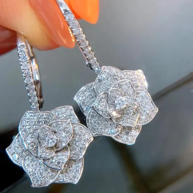Huitan Flower Earrings Women Silver Color Luxury Inlaid AAA CZ Stone Brilliant Floral Dangle Earrings Wedding Trend Jewelry Gift