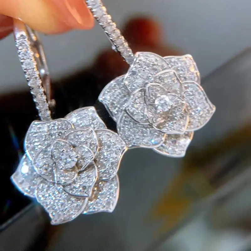 Huitan Flower Earrings Women Silver Color Luxury Inlaid AAA CZ Stone Brilliant Floral Dangle Earrings Wedding Trend Jewelry Gift