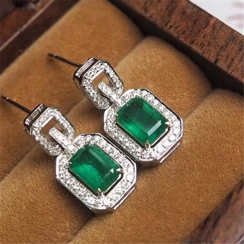 Huitan Vintage Green CZ Dangle Earrings Women Geometric Shaped Designed Lady's Ear Earrings Retro Party Jewelry Anniversary Gift