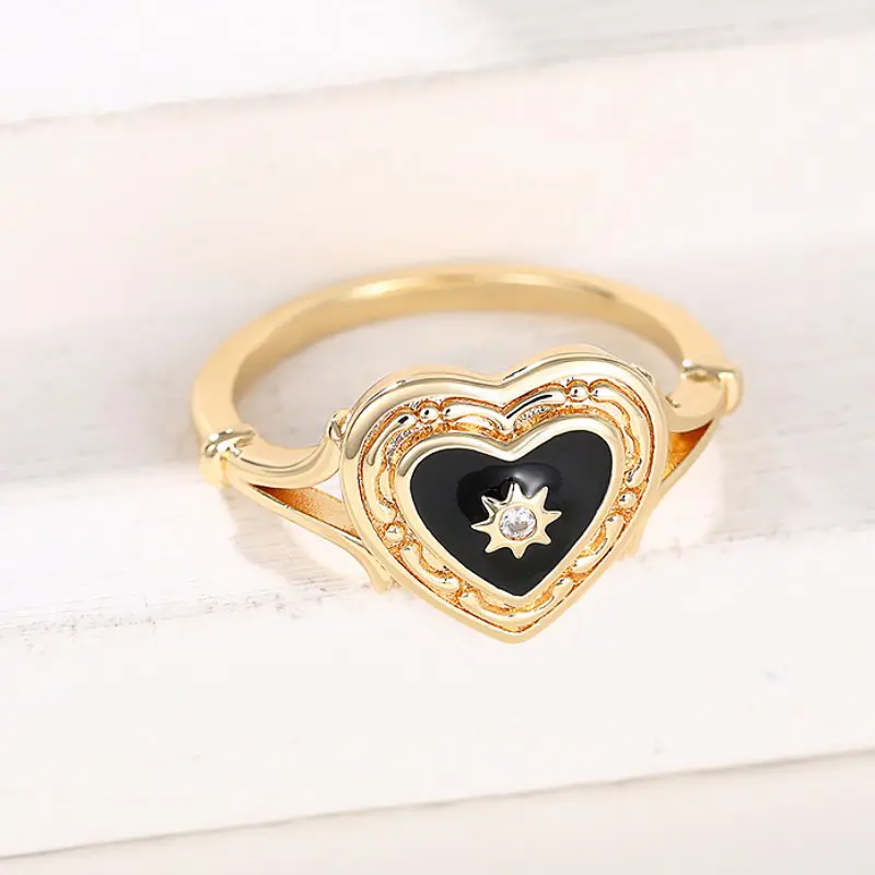 Huitan Punk Black Heart Rings for Women Personality Handmade Enamel Sun Rings Daily Wear Party Statement Accessory Retro Jewelry