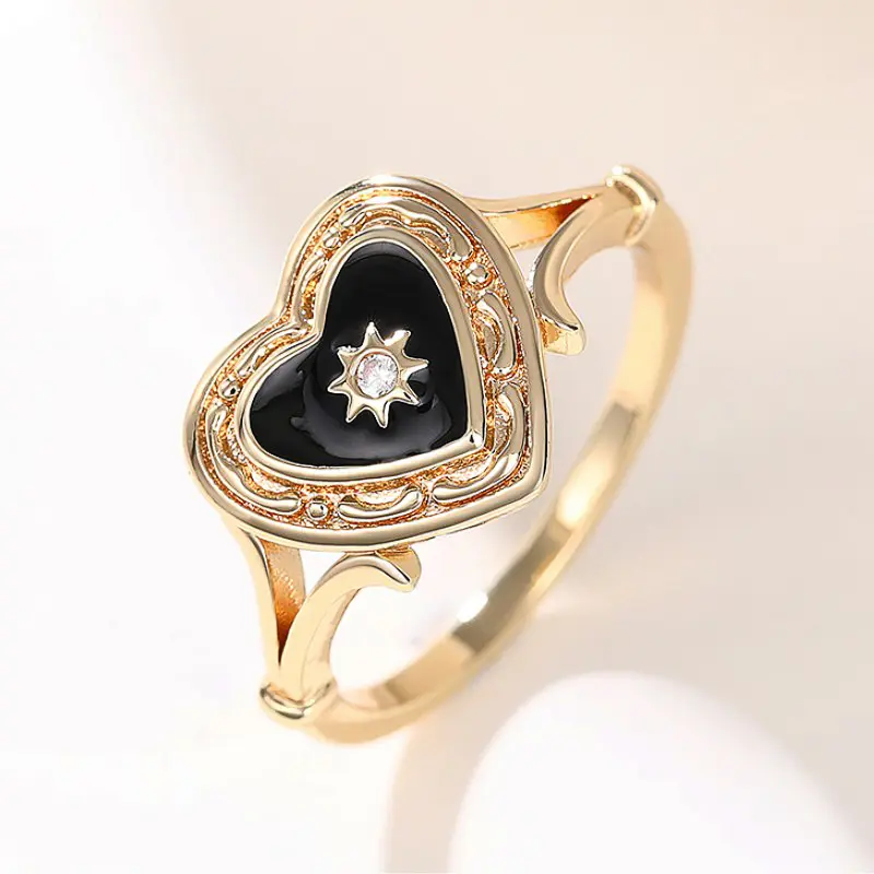 Huitan Punk Black Heart Rings for Women Personality Handmade Enamel Sun Rings Daily Wear Party Statement Accessory Retro Jewelry
