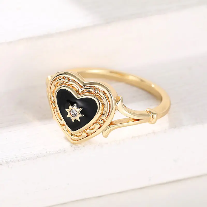 Huitan Punk Black Heart Rings for Women Personality Handmade Enamel Sun Rings Daily Wear Party Statement Accessory Retro Jewelry