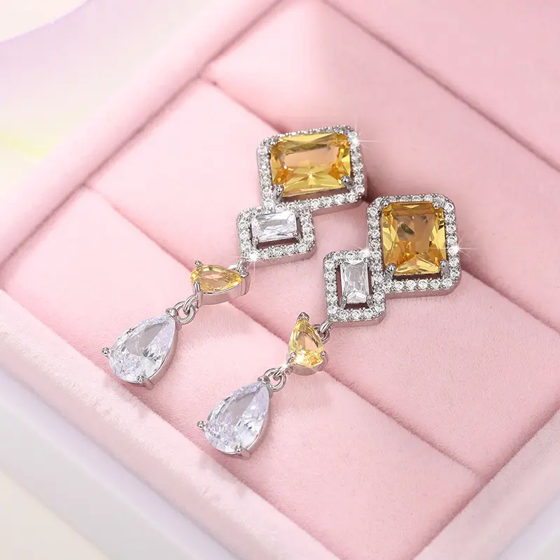 Huitan Trendy Geometric Shaped Dangle Earrings for Women Temperament Lady's Ear Piercing Accessories Wedding Party Hot Jewelry