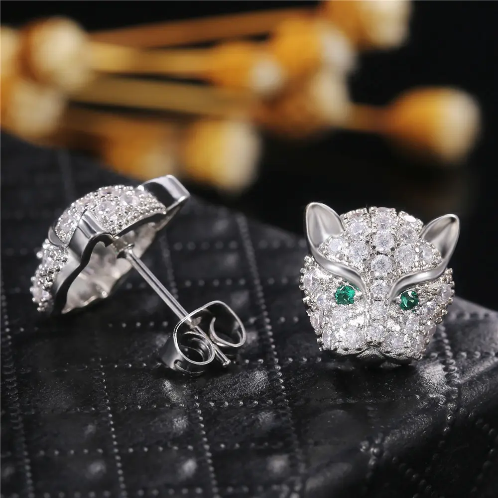 Huitan Delicate Leopard Head with Green Eyes Stud Earrings for Female Micro Paved with CZ Stone Classic Animal Earring Jewelry