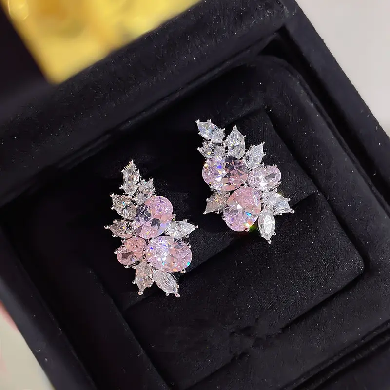 Huitan Dazzling Pink CZ Stud Earrings for Women Sweet Girls Ear Piercing Accessories Engagement Party Luxury Trendy New Jewelry