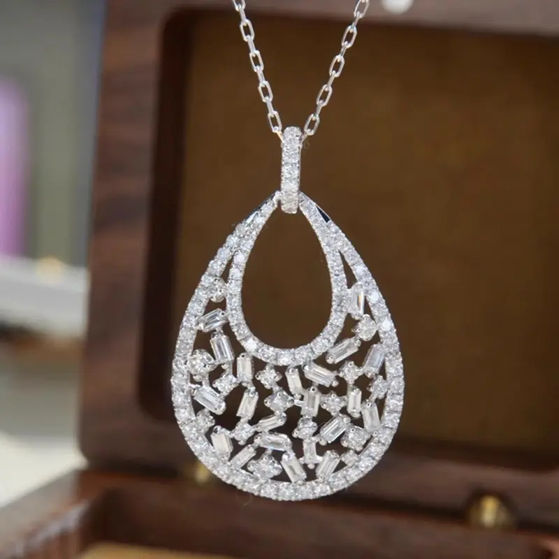Huitan Gorgeous Waterdrop Shaped Pendant Necklace Full with Cubic Zirconia Bling Bling Bridal Wedding Necklace Statement Jewelry