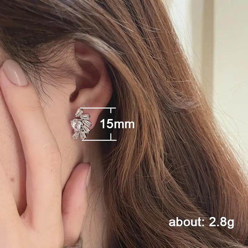 Huitan Dainty Women Stud Earrings with Geometric Cubic Zirconia Silver Color Exquisite Wedding Earrings for Lady Fashion Jewelry