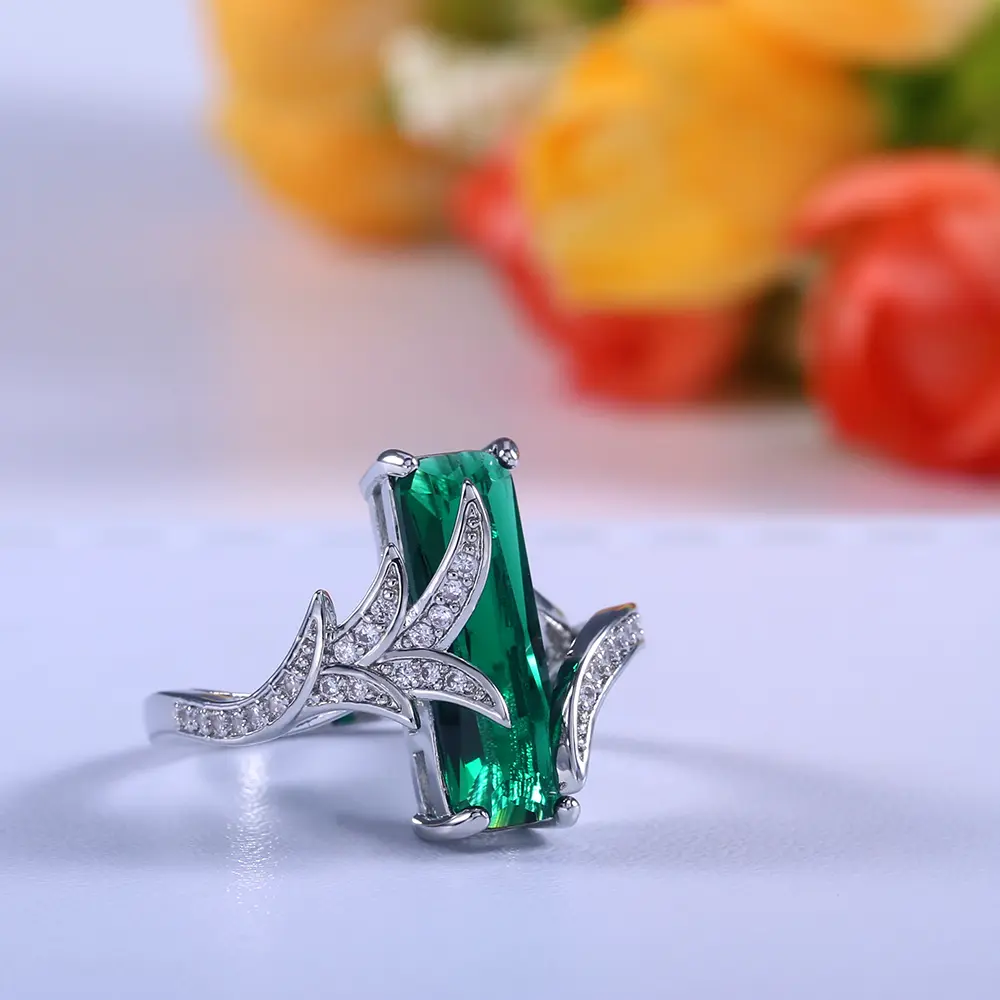 Huitan Unique Super Long Cubic Zircon Stone Prong Setting Women Rings With Cute Plant Pattern Band Cocktail Party Rings For Girl