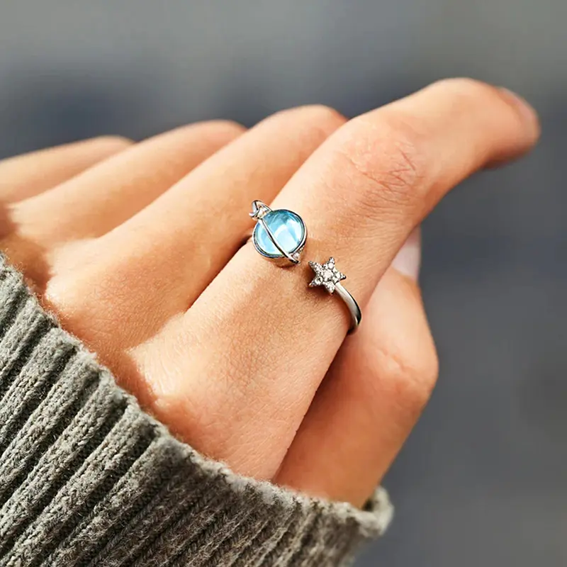 Huitan Newly Designed Blue Planet Star Women Rings Exquisite Anniversary Gift Silver Color Charming Female Rings Fashion Jewelry
