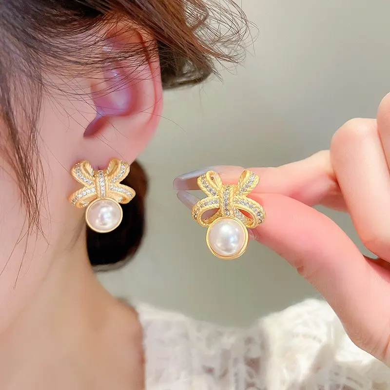 Huitan Newly Designed Bow with Simulated Pearl Stud Earrings for Women Luxury Gold Color Accessory Wedding Party Trendy Jewelry