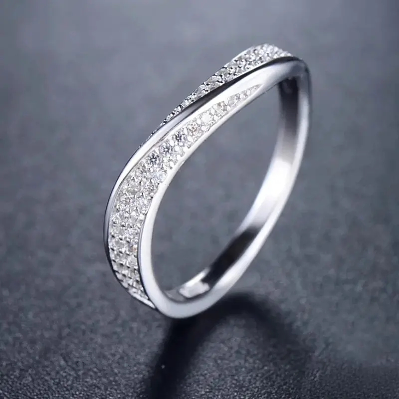 Huitan Irregular Shaped Women Rings Silver Color Micro Paved Cubic Zirconia Crystal Female Rings Temperament Accessories Jewelry