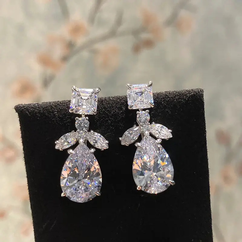 Huitan Geometric Crystal Cubic Zirconia Drop Earrings Women Luxury Wedding Party Accessories for Lady Statement Jewelry Newly
