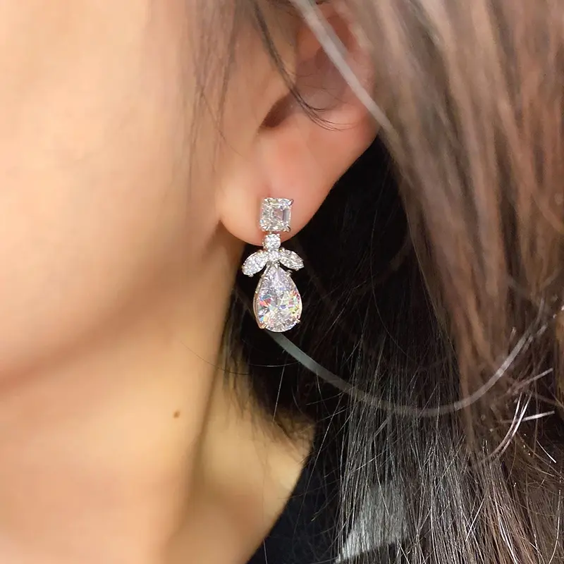 Huitan Geometric Crystal Cubic Zirconia Drop Earrings Women Luxury Wedding Party Accessories for Lady Statement Jewelry Newly