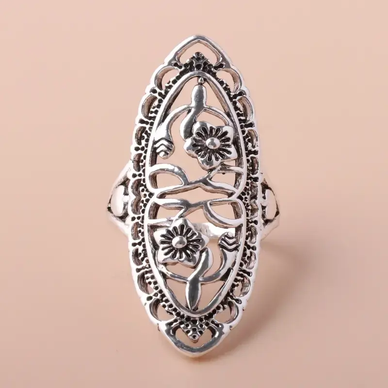 Huitan Delicate Flower Finger Ring Female Elegant Hollow Out Design Accessories Low-key Silver Color Jewelry for Engagement