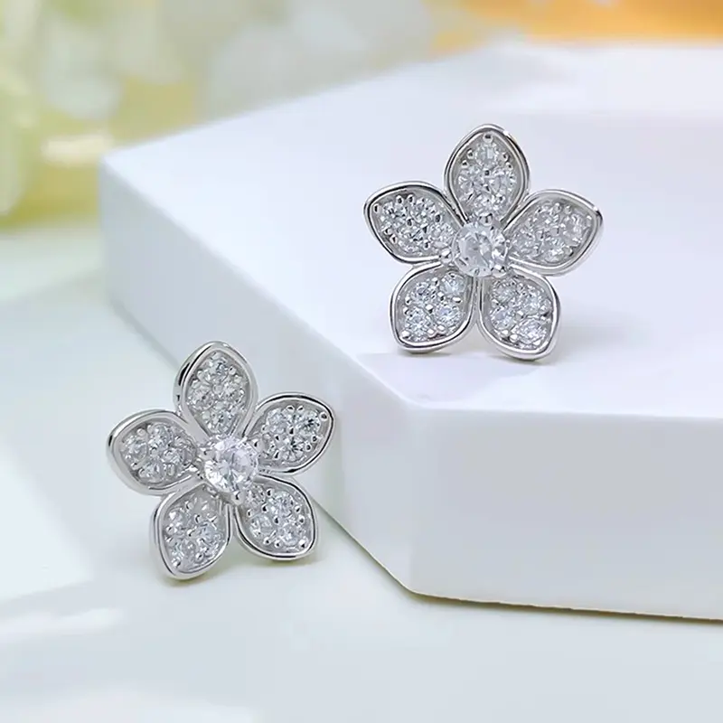 Huitan Sweet Lady Flower Stud Earrings with Brilliant Zirconia Aesthetic Graceful Accessories Female Daily Wearable Jewelry Gift