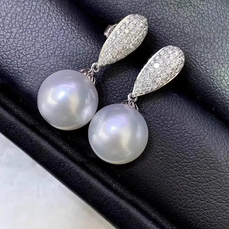 Huitan Graceful Simulate Pearl Pendant Earrings Lady Elegant Bridal Wedding Delicate Accessories Shiny Zirconia Jewelry Gifts