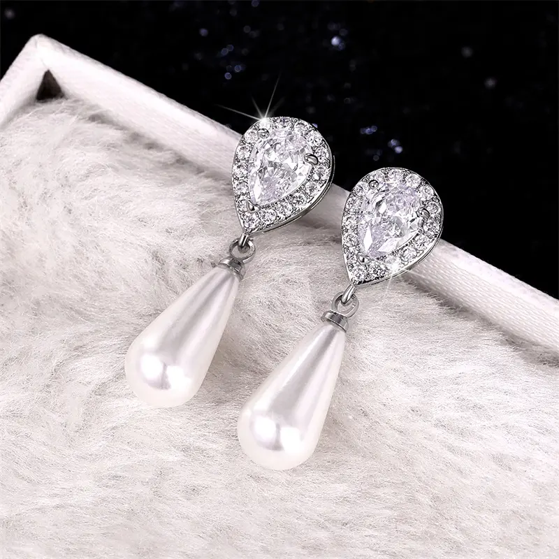 Huitan Bridal Imitation Pearl Drop Earrings New Trendy 2022 Women Earrings Luxury Silver Color Cubic Zirconia Elegant Jewelry