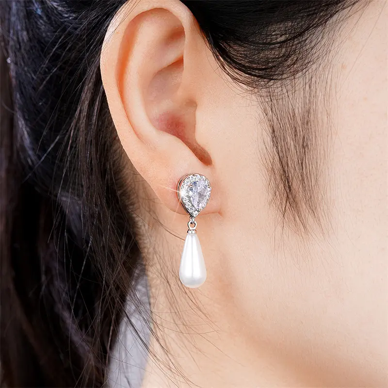Huitan Bridal Imitation Pearl Drop Earrings New Trendy 2022 Women Earrings Luxury Silver Color Cubic Zirconia Elegant Jewelry