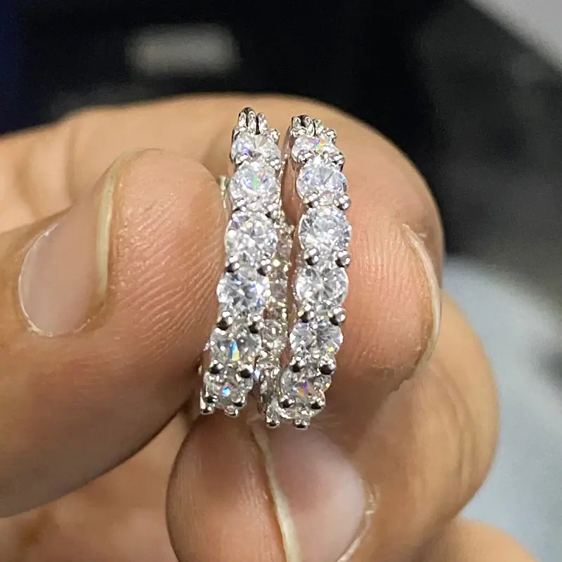 Huitan Simple Fashion Women's Hoop Earrings Silver Color Paved Round Cubic Zirconia Daily Wear Versatile Female Jewelry Dropship