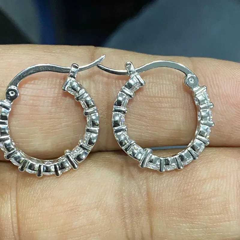 Huitan Simple Fashion Women's Hoop Earrings Silver Color Paved Round Cubic Zirconia Daily Wear Versatile Female Jewelry Dropship