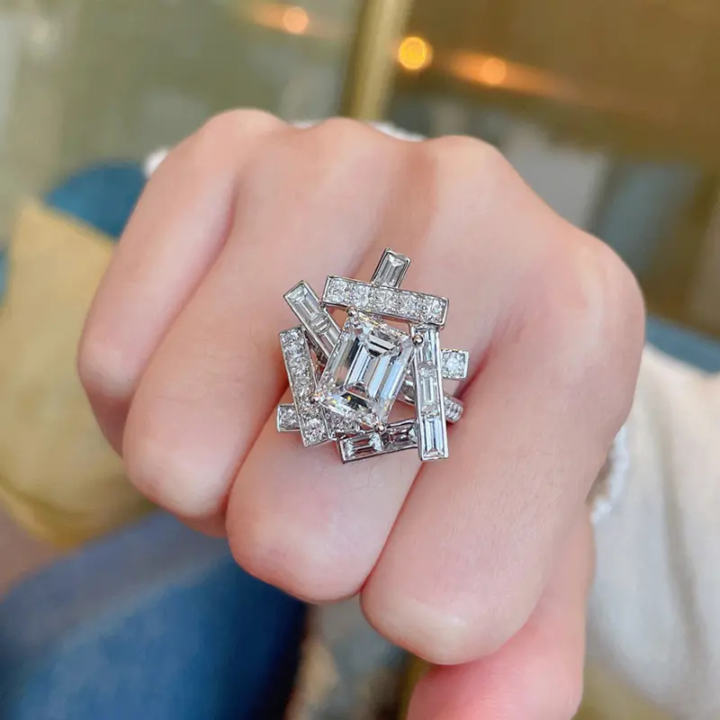 Huitan Fashion Irregular Shaped Women Rings with Sparkling CZ Personality Girls Finger Accessories for Hip Hop Party New Jewelry