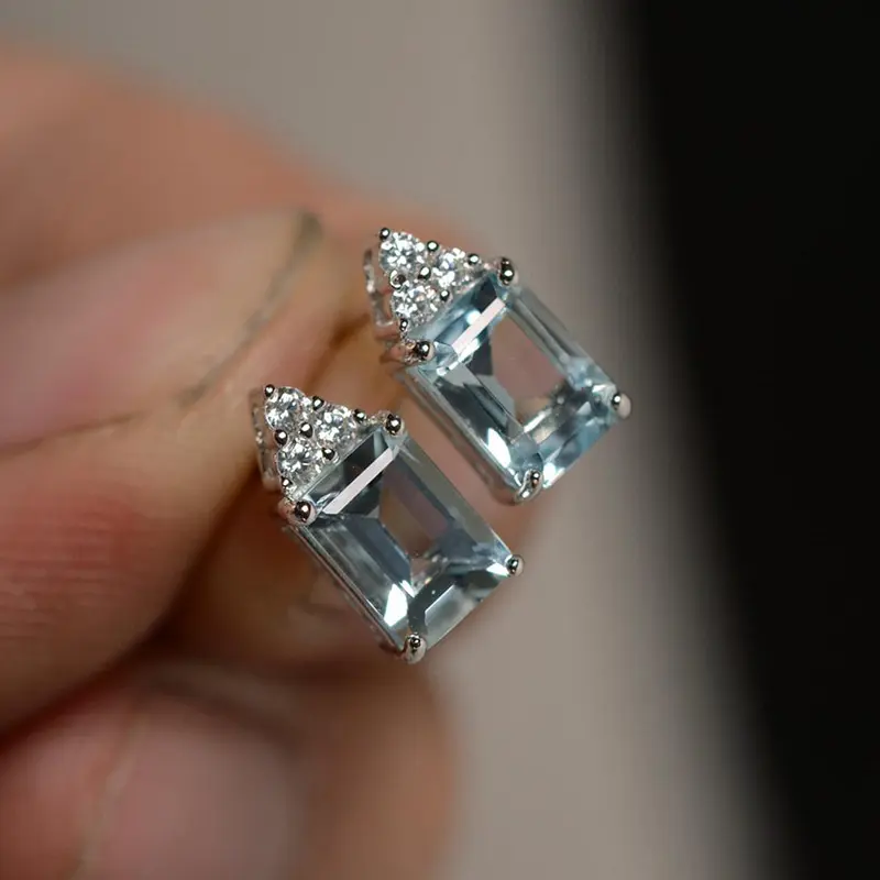 Huitan Luxury Bridal Stud Earring for Wedding Light Blue Geometric Cubic Zirconia High Quality Trendy Jewelry New Women Earrings