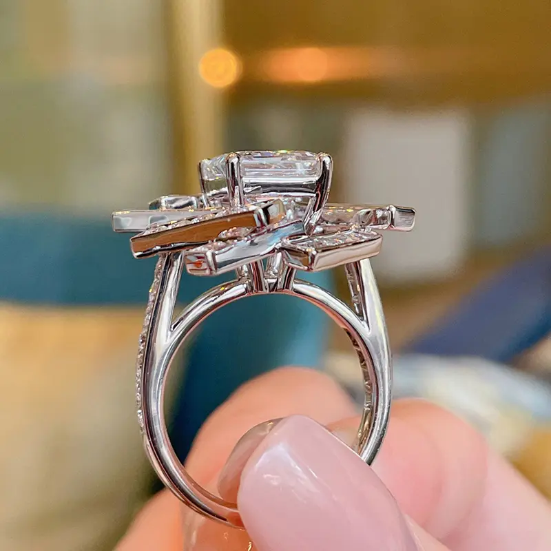 Huitan Fashion Irregular Shaped Women Rings with Sparkling CZ Personality Girls Finger Accessories for Hip Hop Party New Jewelry