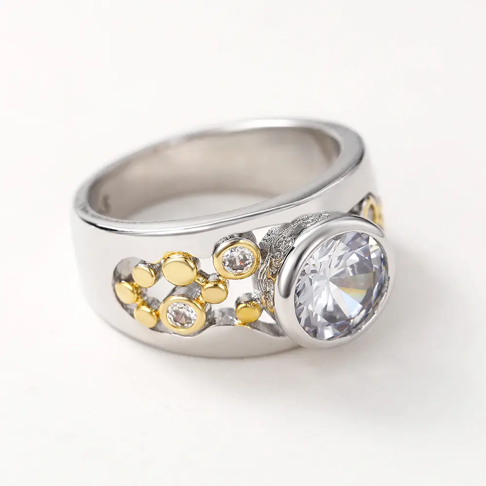 Huitan Newly Designed Lady's Finger Ring Hollow Out Wide Band Two Tone Luxury Rings Hip Hop Cool Girls Accessories Women Jewelry