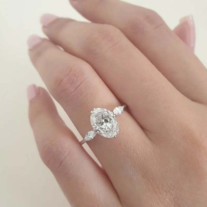 Huitan Elegant Oval Cubic Zirconia Crystal Rings for Women Stylish Female Accessories Party Finger Ring Luxury Jewelry Wholesale