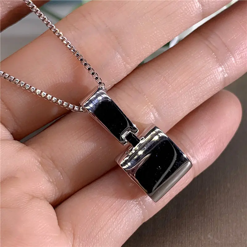 Huitan Luxury Fashion Women's Necklace with Big Round Cubic Zirconia Simple Elegant Female Accessories New Trendy 2021 Jewelry